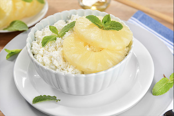 Cottage Cheese and Pineapple